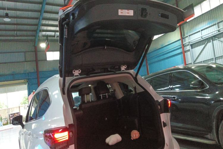 Used Toyota Highlander 2022 Dual-Engine 2.5L Four-Wheel Drive Supreme Edition 7-Seater Trunk