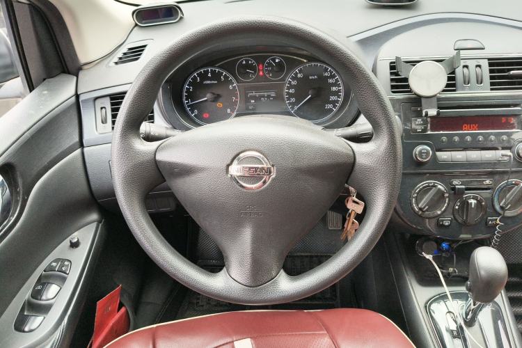 Used Nissan Tiida 2011 1.6L CVT Comfort Model Steering Wheel