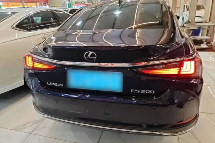 Used Lexus ES 2021 200 Excellence Edition