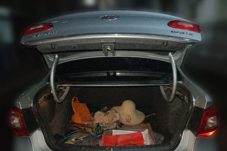 Used Volkswagen Bora 2012 1.6L Manual Fashion Edition Trunk