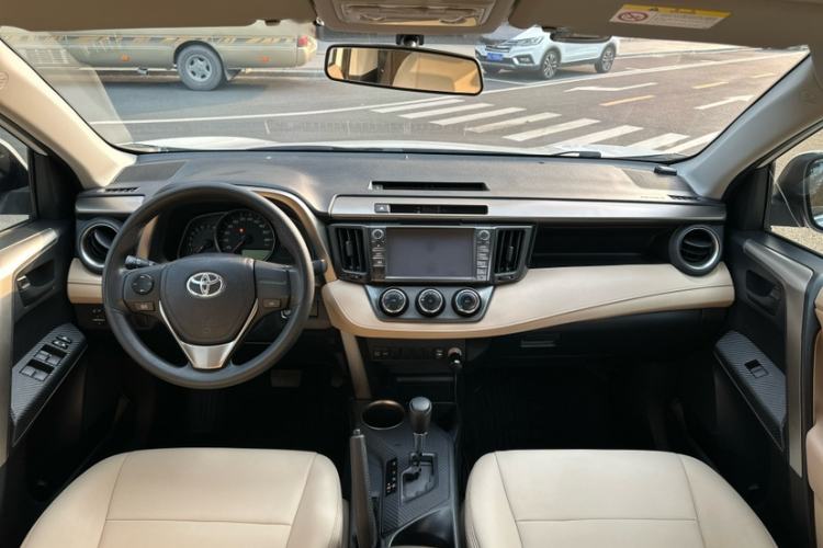 Used Toyota RAV4 2015 2.0L CVT Two-Wheel Drive Urban Edition