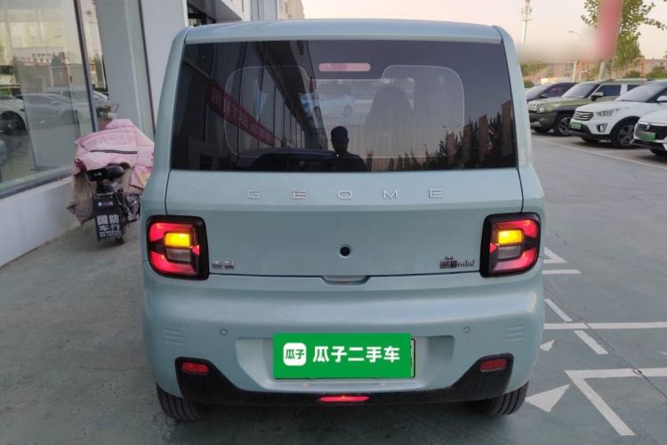 Used Geely Galaxy Panda 2023 Panda Mini 200km Endurance Bear
