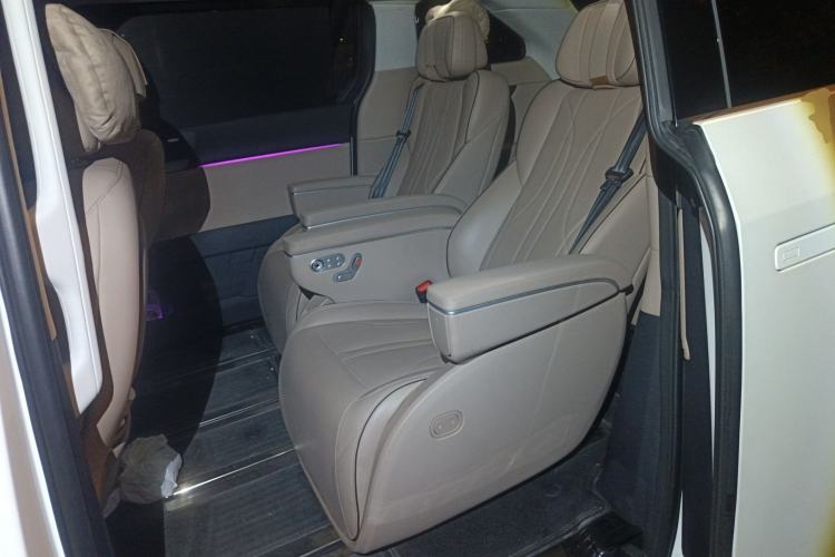 Used XPeng X9 2024 610 Long-Range Max