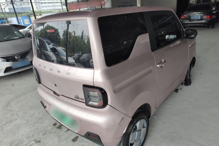 Used Geely Galaxy Panda 2023 Panda Mini 200km Endurance Bear
