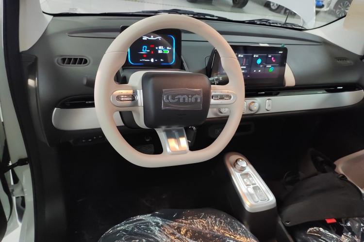 Used CHANGAN NEVO Lumin 2026 Model Treasure Edition 205km Passionate Beige Ningde Interior 2