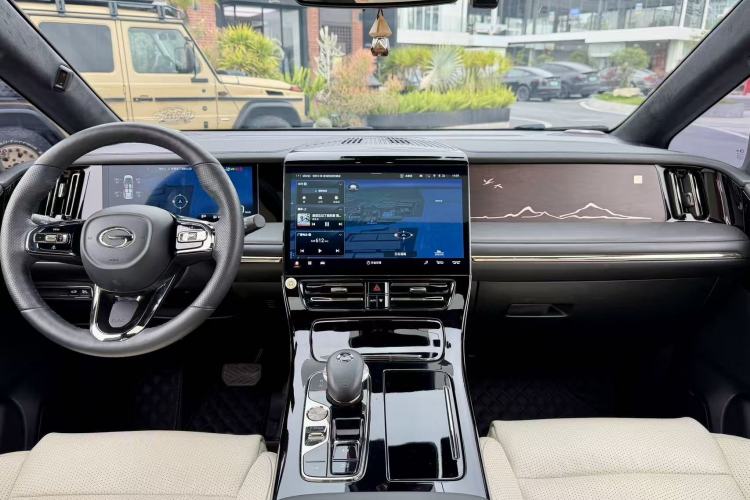 Used GAC Trumpchi M8 2023 Zongshi Series Dual-Motor Flagship Edition