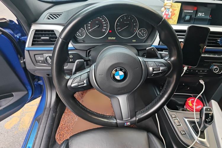 Used BMW 3 Series 2018 320i M Sport Package Steering Wheel