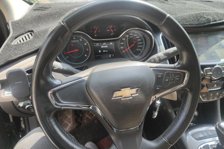 Used Chevrolet Cruze 2015 1.4T DCG Luxury Edition
