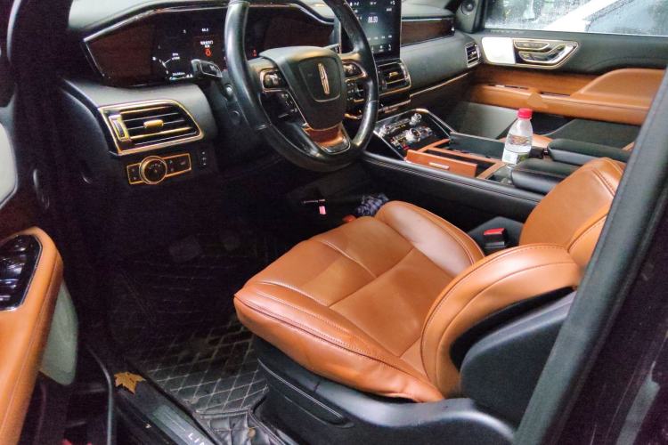Used Lincoln Navigator 2019 3.5T Prestige Version China VI Standard
