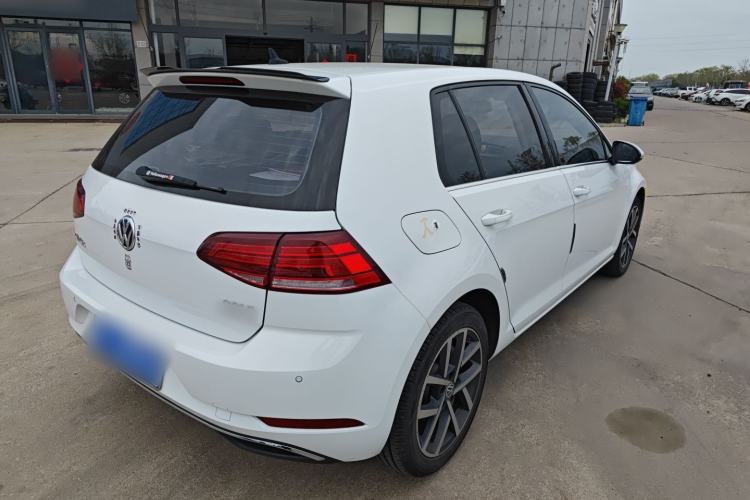 Used Volkswagen Golf 2020 Zhiai Edition 200TSI DSG Comfortable & Ambitious Version Rear Right 45 Deg