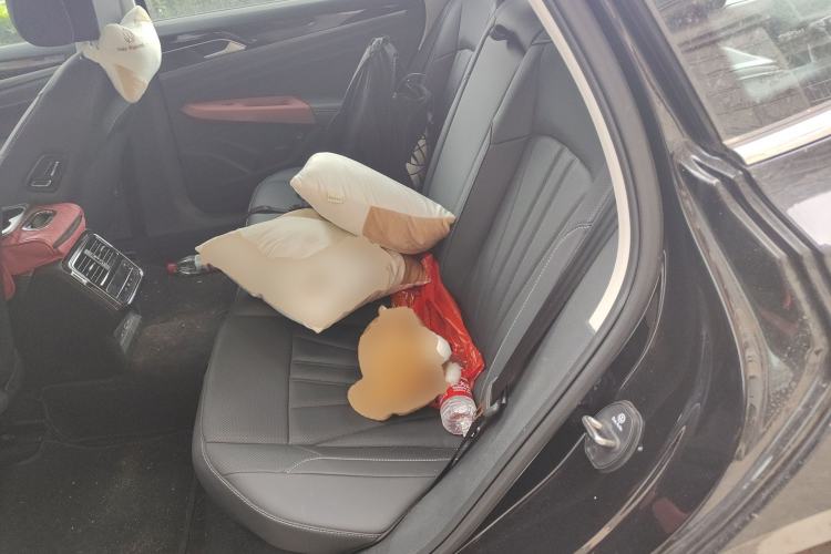 Used Volkswagen Passat 2025 Outstanding Model 380TSI Starry Dragon Edition
