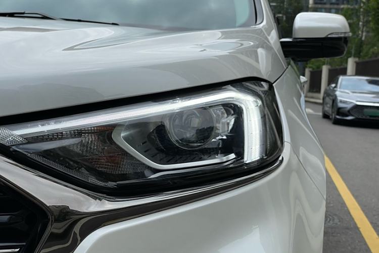 Used Ford Edge 2021 PLUS EcoBoost 245 Two-Wheel-Drive Titanium 7-Seater