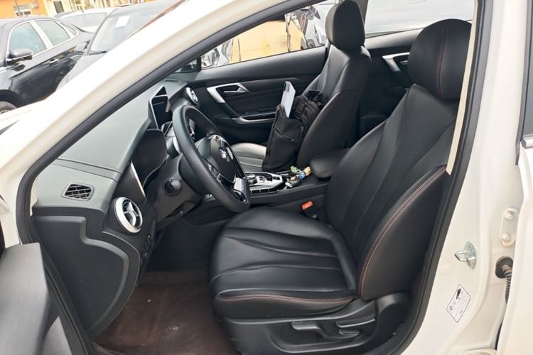 Used BAIC Beijing EU5 
