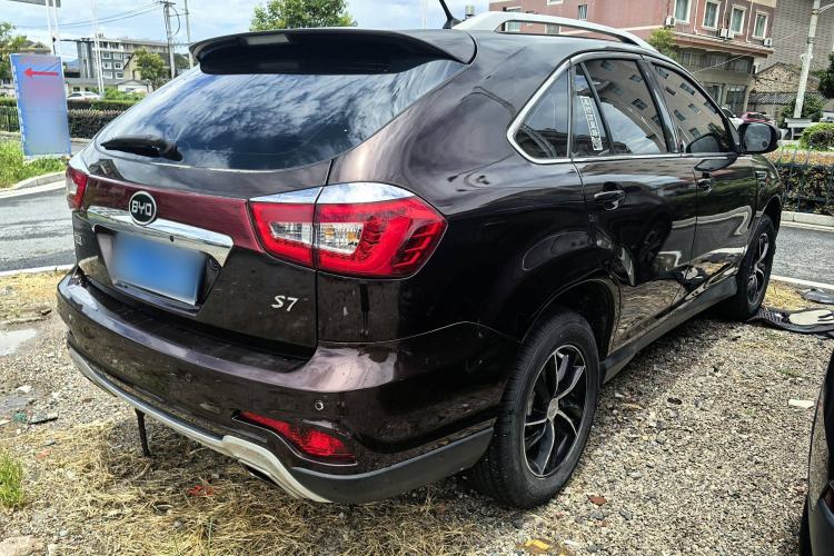 Used BYD S7 2016 1.5T Manual Luxury Edition
