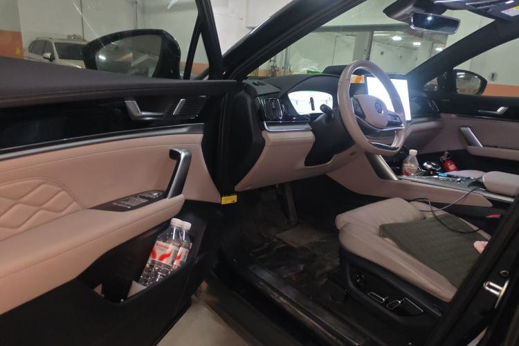 Used BYD Tang New Energy 2024 DM-i Glory Edition 112KM Flagship Model Driver Seat