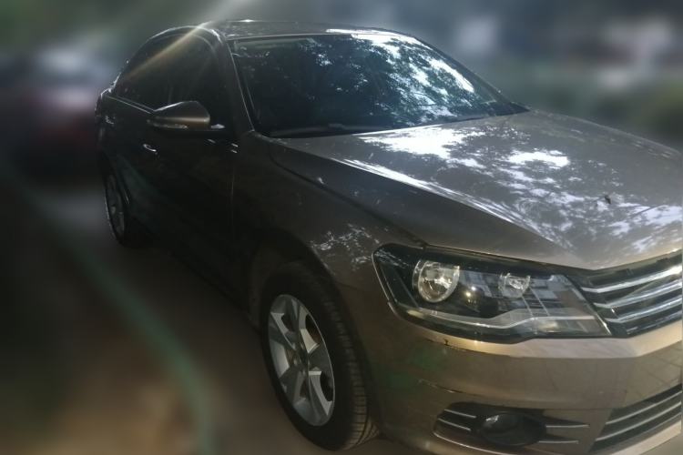 Used Volkswagen Bora 2013 1.6L Manual Fashion Edition