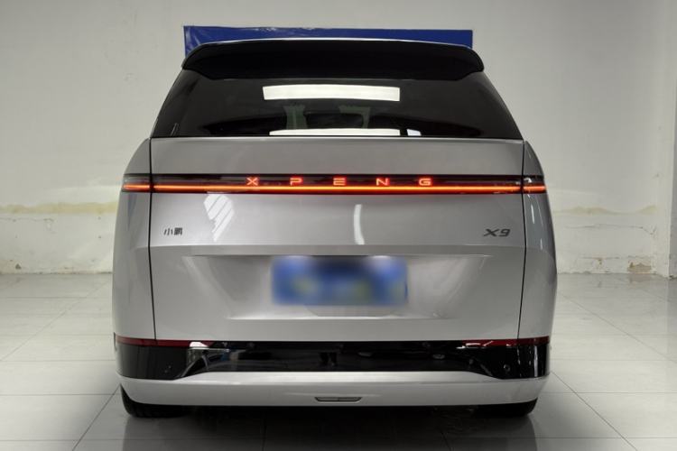 Used XPeng X9 2024 610 Long-Range Pro
