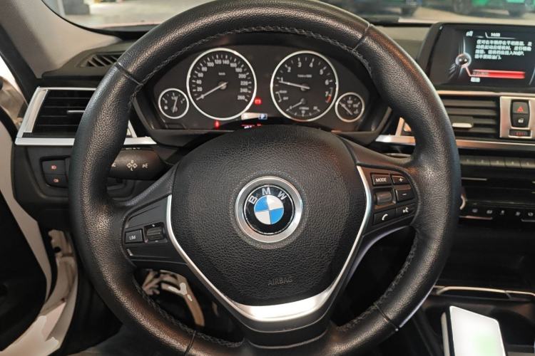 Used BMW 3 Series 2016 316i Fashion Model
