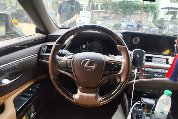 Used Lexus ES 2018 200 Luxury Edition China V Standard