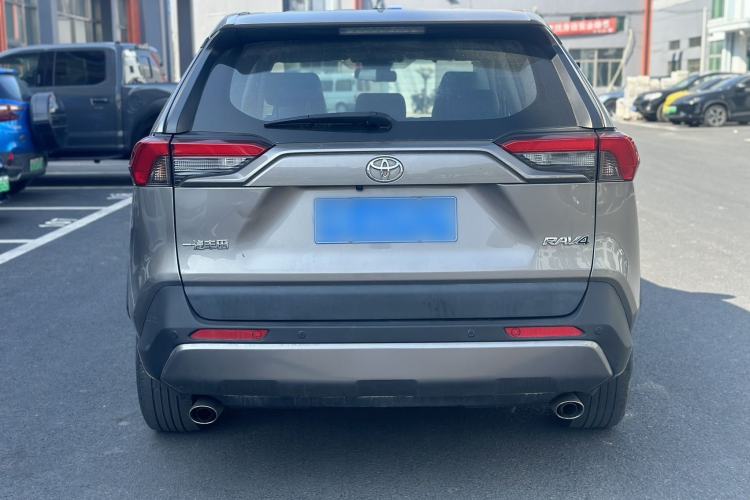 Used Toyota RAV4 2021 2.0L CVT Two-Wheel Drive Fashion Edition
