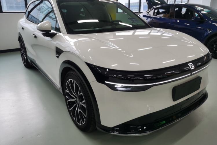 Used Zeekr 7X 2025 100 kWh Long-Range Rear-Wheel Drive with Intelligent Driving Features
