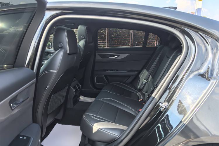 Used Jaguar XEL 2020 2.0T 200PS R-DYNAMIC Youth Sports Edition