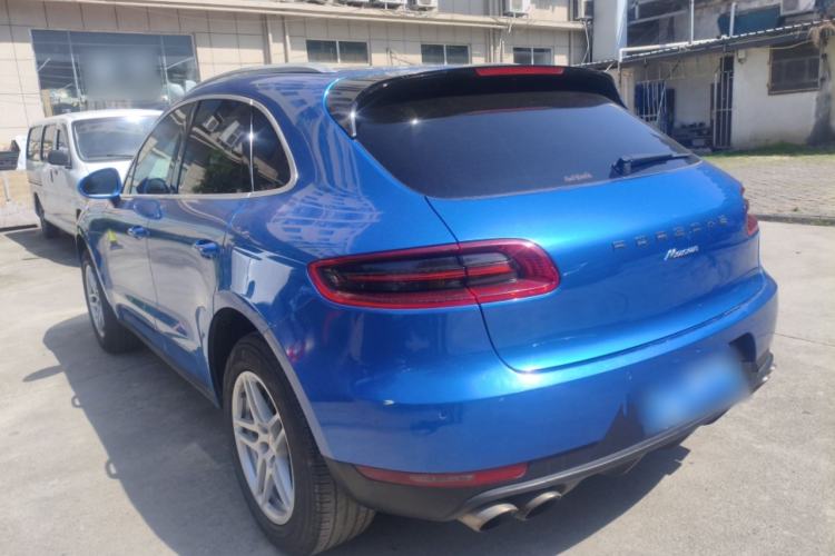 Used Porsche Macan 2017 Macan 2.0T Rear Left 45 Deg