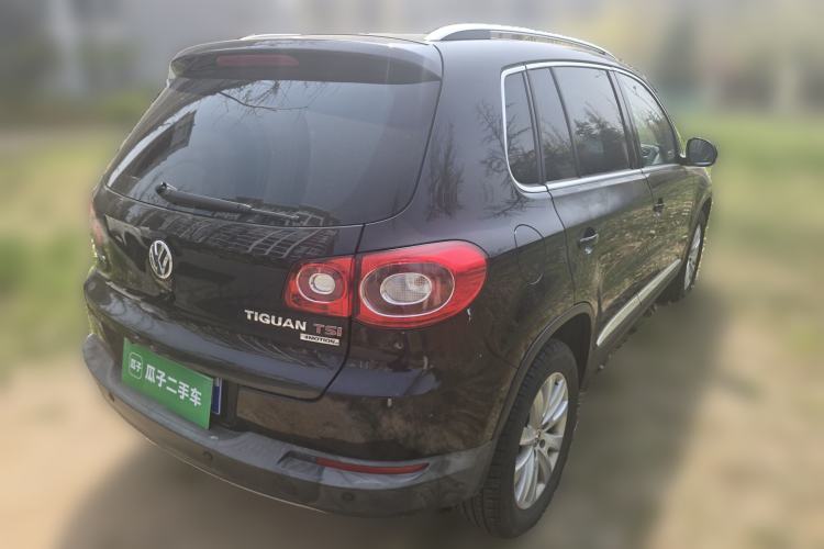 Used Volkswagen Tiguan 2010 2.0 TSI Automatic All-Wheel-Drive Elite Edition Rear Right 45 Deg