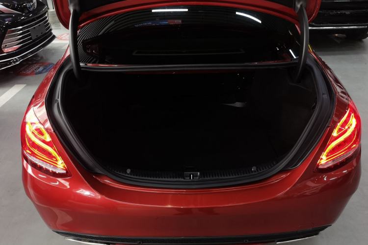 Used Mercedes-Benz C-Class 2018 C 200 L Sport Edition Trunk