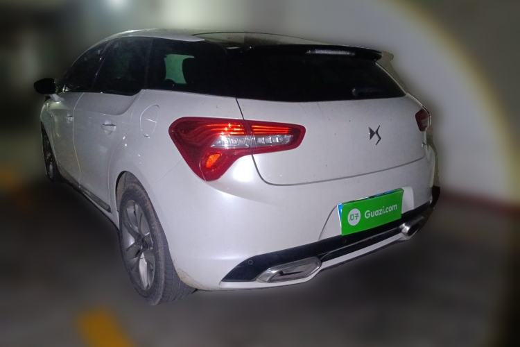 Used DS 5 2014 1.6T Luxury Edition THP160
