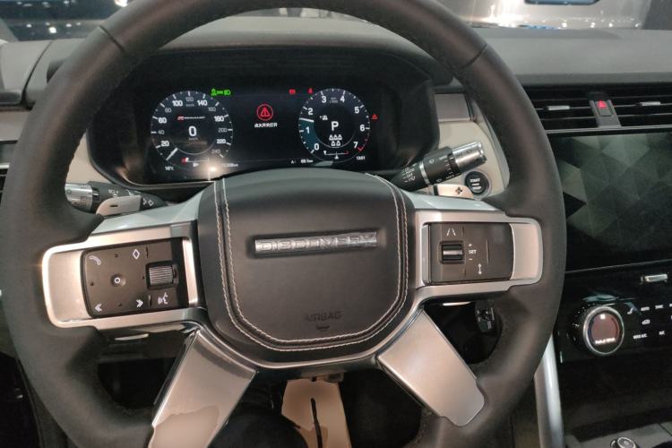 Used Land Rover Discovery 2021 360 PS R-Dynamic SE Steering Wheel