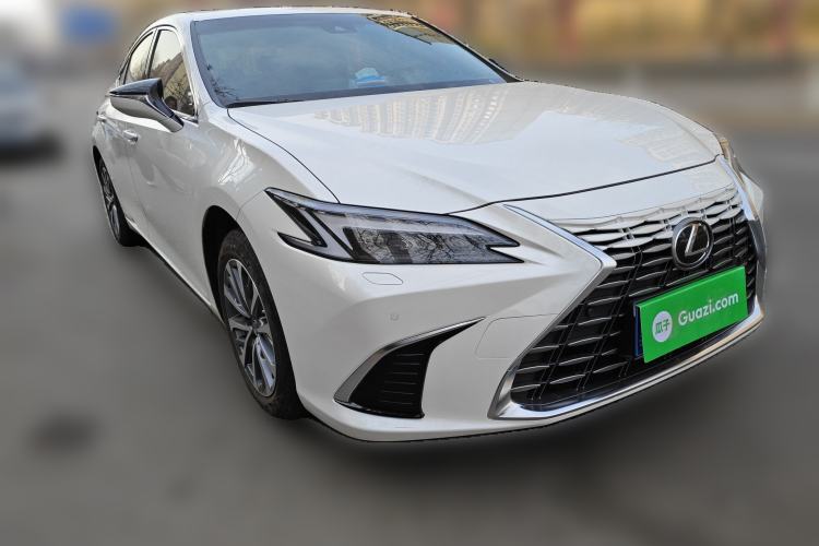 Used Lexus ES 2025 200 Premium Edition
