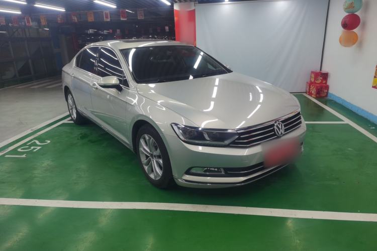 Used Volkswagen Magotan 2017 330TSI DSG Luxury Model