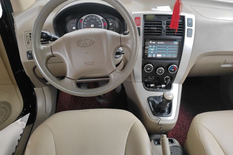 Used Hyundai Tucson 2013 2.0L Manual Two-Wheel Drive Fashion Edition