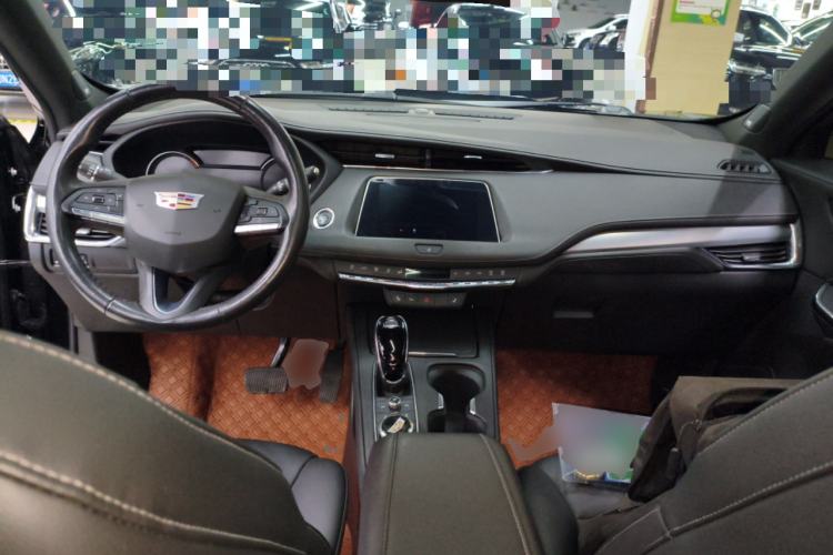 Used Cadillac XT4 2021 28T Two-Wheel Drive Leading Version Center Console