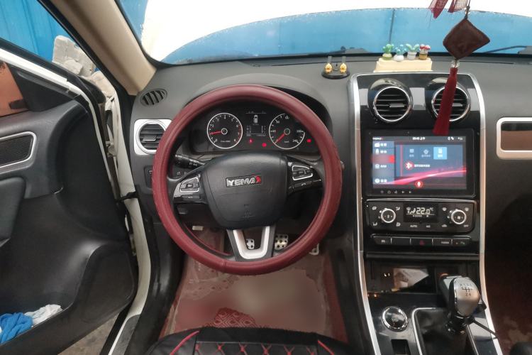 Used Yema T70 2017 T70S Sport Edition 1.5T Manual Luxury Model
