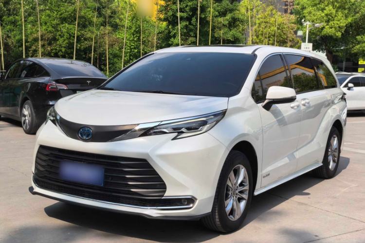 Used Toyota SIENNA 2023 2.5L Hybrid Comfort Edition