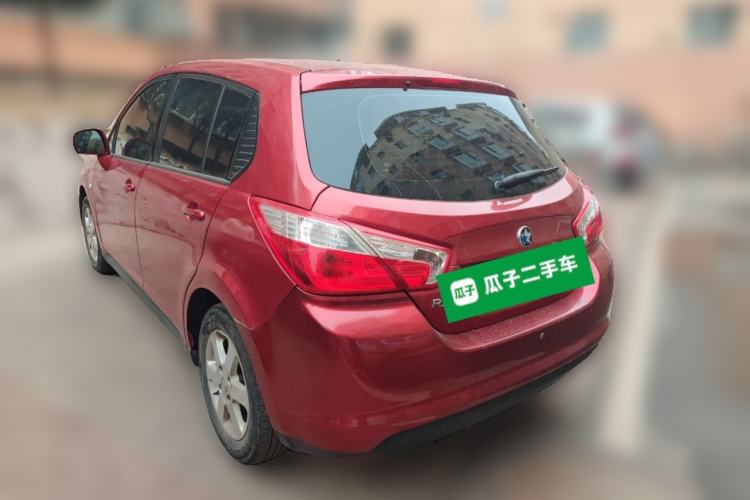 Used Venucia R50 2012 1.6L Automatic Prestige Edition