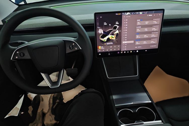 Used Tesla Model Y 2025 Rear-Wheel-Drive Version