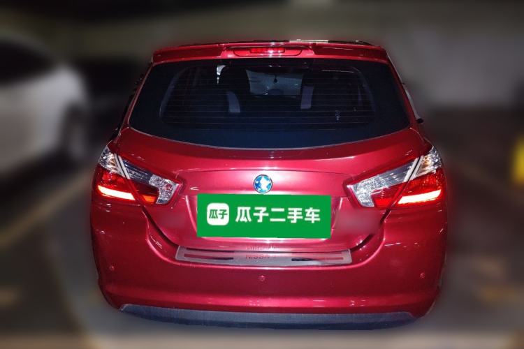 Used Venucia R50 2013 1.6L Automatic Fashion Edition