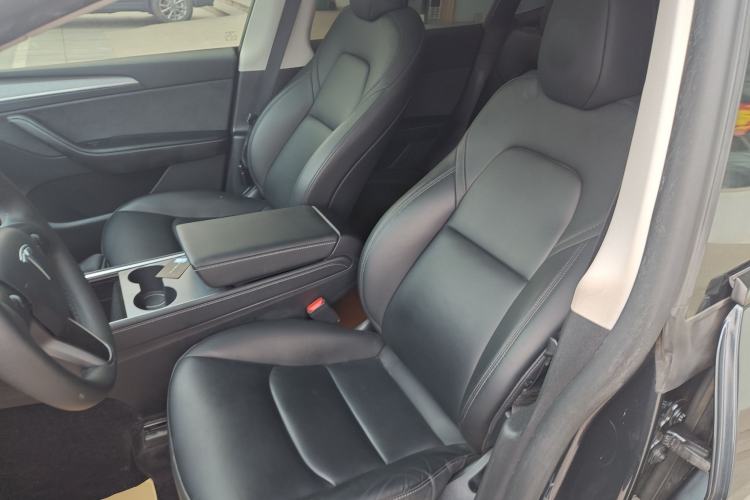 Used Tesla Model Y 2024 Rear-Wheel-Drive Version Left Front Seat