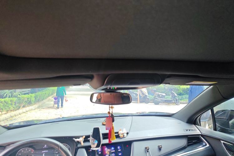 Used Cadillac XT5 2022 2.0T Two-Wheel Drive Luxury Version Headliner