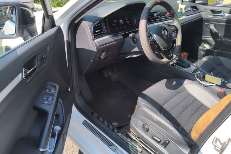 Used Volkswagen Lamando 2021 280TSI DSG Comfort Edition