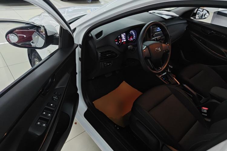 Used Hyundai Celesta 2020 1.6L Automatic GL Enjoyable Edition Driver Seat