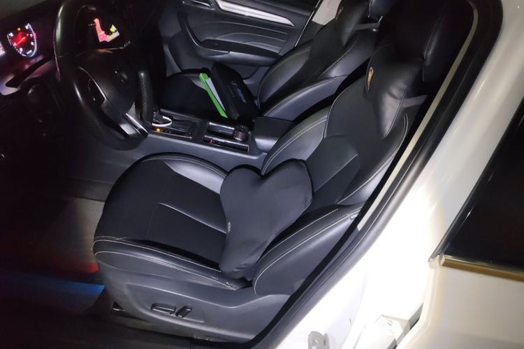 Used Roewe i6 2018 20T Automatic Internet ZhiZun Edition
