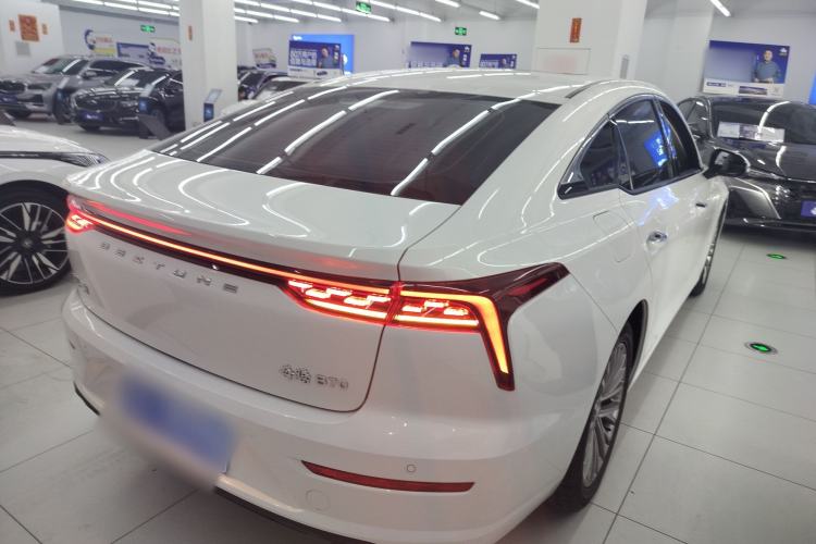 Used Bestune B70 2022 Third Generation 1.5T Automatic Enjoyment Version Rear Right 45 Deg