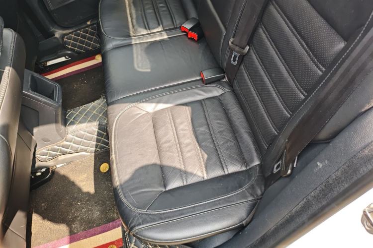 Used Volkswagen Lavida 2013 Revised Version 1.6L Automatic Luxury Edition
