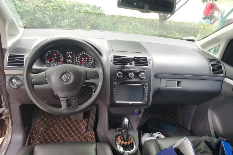 Used Volkswagen Touran 2015 1.4T DSG Comfort Edition 5 Seats
