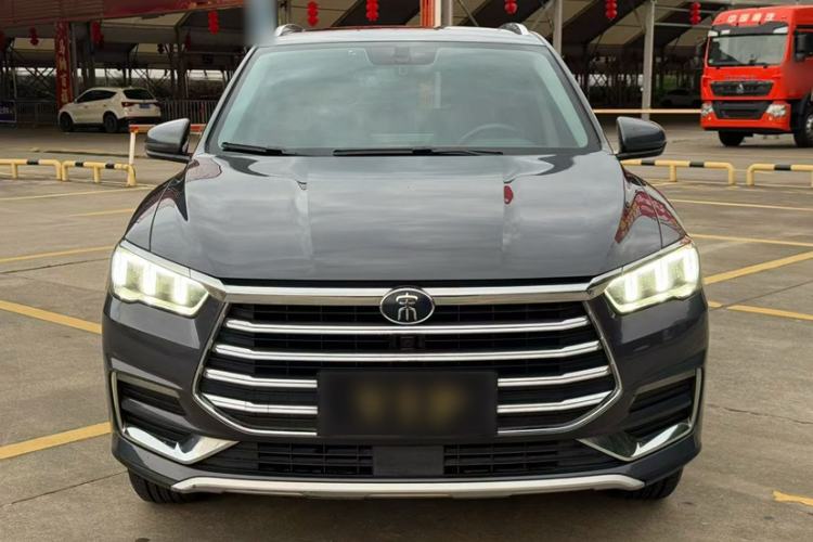 Used BYD Song Pro 2019 1.5T Automatic Elite Edition Exterior 4