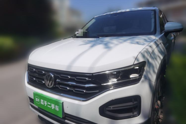 Ojetý Volkswagen Tayron 2020 330TSI Two-Wheel Drive Luxury Smart Connectivity Version
